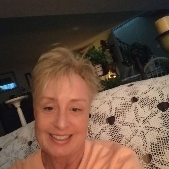 Meet your Posher, Shannon - Picture 2 of 2